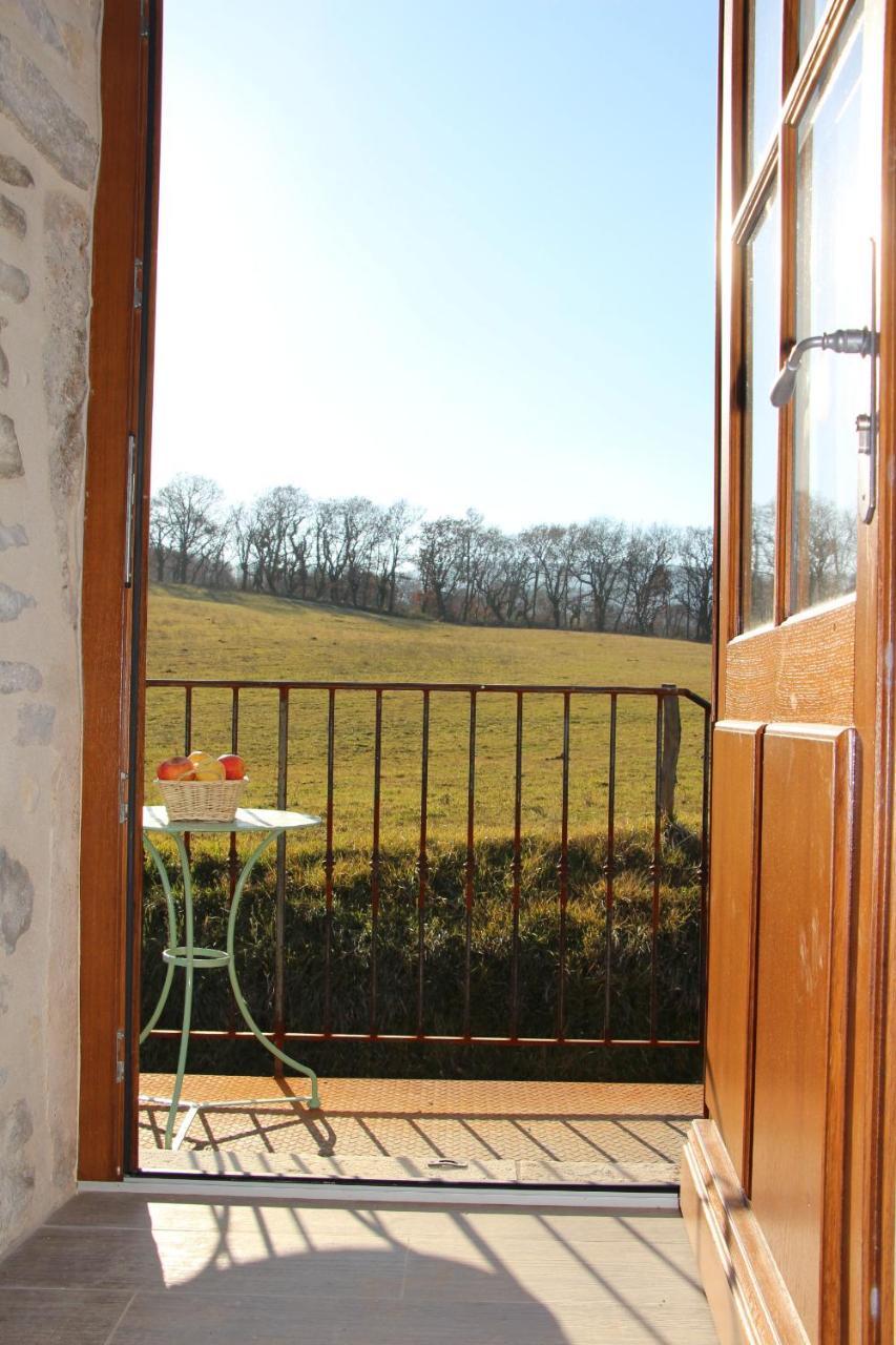Domaine Insolite Du Petit Moras Chomérac エクステリア 写真